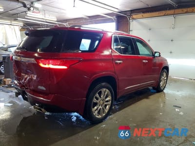Trzecie zdjęcie samochodu z tyłu: 2019 CHEVROLET TRAVERSE HIGH COUNTRY VIN:1GNEVJKW3KJ193344 - miniatura