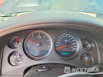 Zdjęcie 9 z 13 samochodu: 2012 CHEVROLET TAHOE K1500 LTZ VIN:1GNSKCE09CR202548 - miniatura