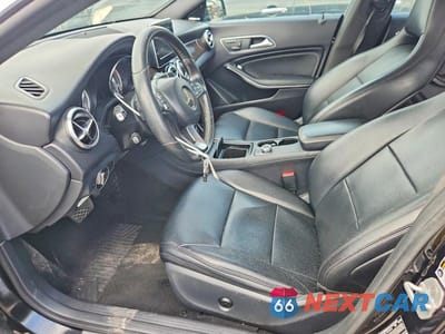 Zdjęcie 7 z 12 samochodu: 2015 MERCEDES-BENZ CLA 250 VIN:WDDSJ4EB4FN171097 - miniatura