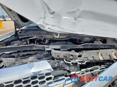 Zdjęcie 11 z 12 samochodu: 2019 CHEVROLET SILVERADO K3500 VIN:1GC4KVCGXKF128540 - miniatura