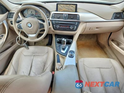 Zdjęcie 8 z 12 samochodu: 2012 BMW 328 I VIN:WBA3A5C59CF341457 - miniatura