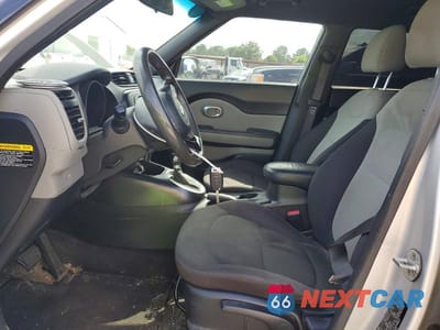 Zdjęcie 7 z 12 samochodu: 2019 KIA SOUL BASE VIN:KNDJN2A29K7680217 - miniatura