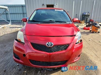 Piąte zdjęcie samochodu w środku: 2010 TOYOTA YARIS BASE VIN:JTDBT4K34A1389543 - miniatura