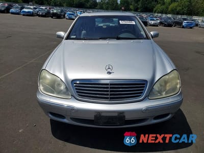 Piąte zdjęcie samochodu w środku: 2002 MERCEDES-BENZ S 500 VIN:WDBNG75J12A286612 - miniatura