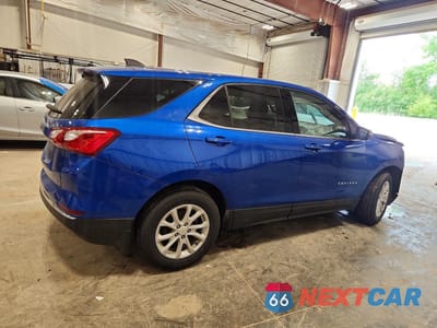 Trzecie zdjęcie samochodu z tyłu: 2019 CHEVROLET EQUINOX LT VIN:3GNAXKEV2KS522213 - miniatura