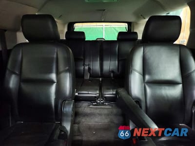 Zdjęcie 10 z 14 samochodu: 2012 GMC YUKON XL DENALI VIN:1GKS2MEF7CR266921 - miniatura