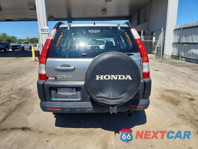Zdjęcie 6 z 13 samochodu: 2005 HONDA CR-V LX VIN:SHSRD68525U308562 - miniatura