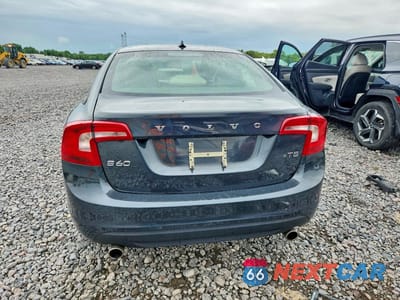 Zdjęcie 6 z 12 samochodu: 2013 VOLVO S60 T5 VIN:YV1612FS9D2209012 - miniatura