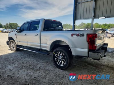 Drugie zdjęcie samochodu z przodu: 2017 FORD F250 SUPER DUTY VIN:1FT7W2BT6HEF47658 - miniatura