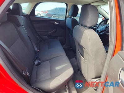 Zdjęcie 10 z 12 samochodu: 2016 FORD FOCUS SE VIN:1FADP3K23GL276698 - miniatura