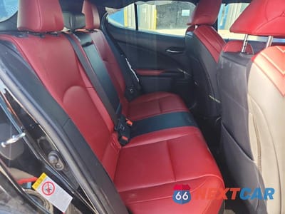 Zdjęcie 10 z 13 samochodu: 2019 LEXUS UX 200 VIN:JTHY3JBH0K2002355 - miniatura