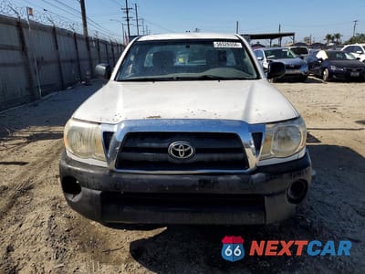 Piąte zdjęcie samochodu w środku: 2007 TOYOTA TACOMA BASE VIN:5TENX22N27Z424554 - miniatura