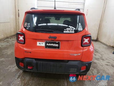 Zdjęcie 6 z 13 samochodu: 2016 JEEP RENEGADE TRAILHAWK VIN:ZACCJBCT1GPE04523 - miniatura