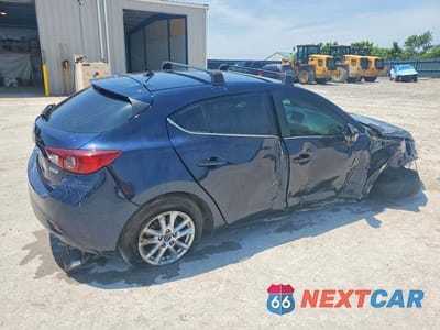 Trzecie zdjęcie samochodu z tyłu: 2016 MAZDA 3 SPORT VIN:3MZBM1K7XGM285579 - miniatura