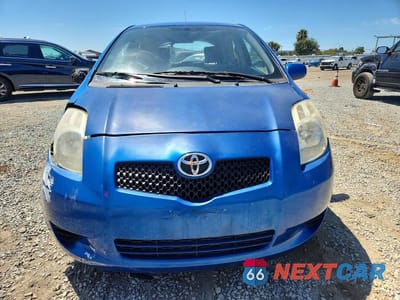 Piąte zdjęcie samochodu w środku: 2007 TOYOTA YARIS BASE VIN:JTDJT923775097072 - miniatura