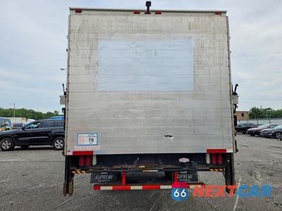 Zdjęcie 6 z 11 samochodu: 2017 FORD F650 SUPER DUTY BOX TRUCK VIN:1FDNF6AY9HDB06507 - miniatura