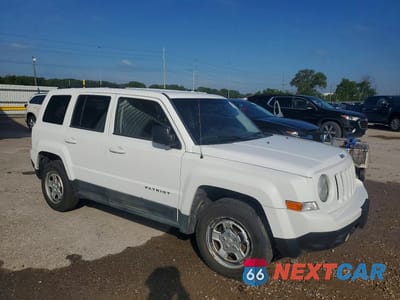 Czwarte zdjęcie samochodu z boku: 2011 JEEP PATRIOT SPORT VIN:1J4NT1GAXBD263510 - miniatura