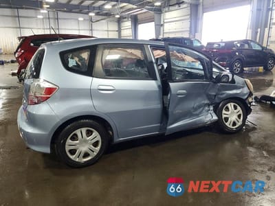 Trzecie zdjęcie samochodu z tyłu: 2011 HONDA FIT VIN:JHMGE8H31BC025180 - miniatura