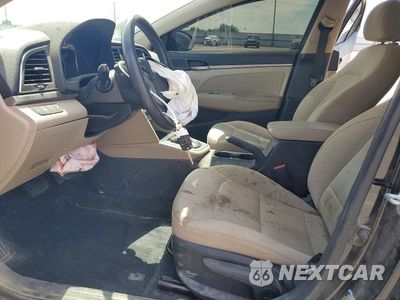 Zdjęcie 7 z 12 samochodu: 2018 HYUNDAI ELANTRA SEL VIN:5NPD84LF0JH391463 - miniatura