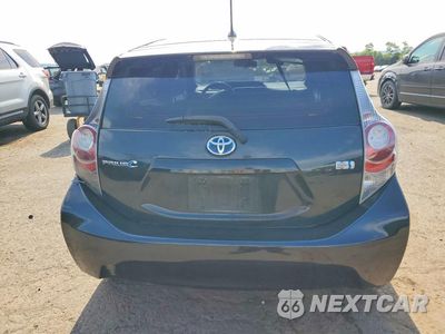 Zdjęcie 6 z 13 samochodu: 2014 TOYOTA PRIUS C TWO VIN:JTDKDTB38E1072183 - miniatura