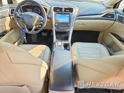 Zdjęcie 8 z 13 samochodu: 2017 FORD FUSION SE VIN:3FA6P0T90HR119572 - miniatura