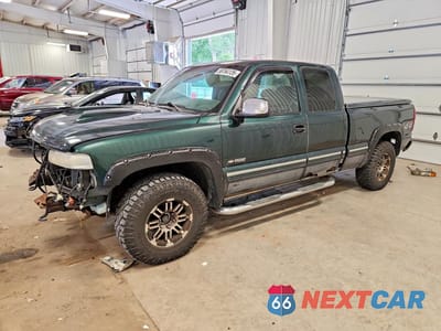 2001 CHEVROLET SILVERADO K1500 2GCEK19V711352096 - główne zdjęcie licytacji z USA - miniatura