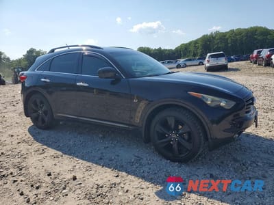 Czwarte zdjęcie samochodu z boku: 2016 INFINITI QX70 BASE VIN:JN8CS1MW8GM752192 - miniatura