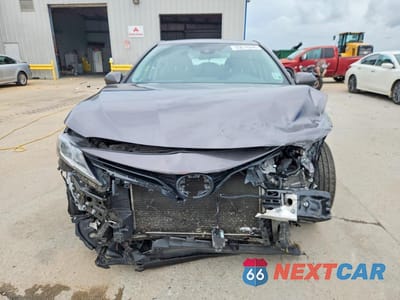 Piąte zdjęcie samochodu w środku: 2023 TOYOTA CAMRY LE VIN:4T1C11AK1PU128312 - miniatura