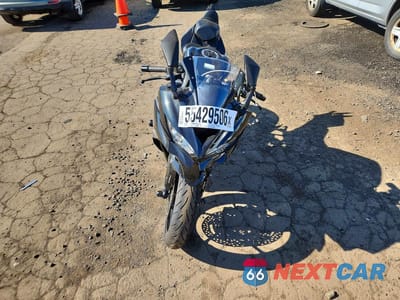 Drugie zdjęcie samochodu z przodu: 2025 KAWASAKI ZX400 P VIN:ML5ZXCP18SDA39169 - miniatura