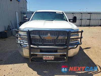 Piąte zdjęcie samochodu w środku: 2019 CHEVROLET SILVERADO K2500 HEAVY DUTY VIN:2GC2KREG9K1181121 - miniatura