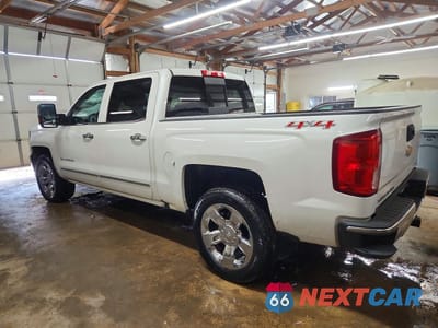 Drugie zdjęcie samochodu z przodu: 2018 CHEVROLET SILVERADO K1500 LTZ VIN:3GCUKSEJXJG169075 - miniatura