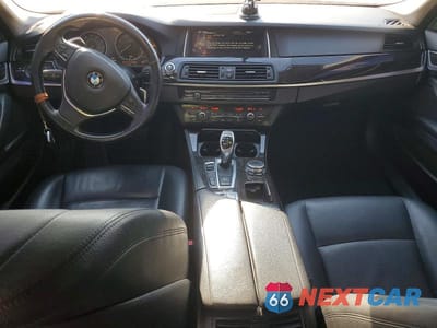 Zdjęcie 8 z 12 samochodu: 2016 BMW 528 XI VIN:WBA5A7C51GG148868 - miniatura