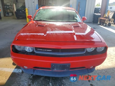 Piąte zdjęcie samochodu w środku: 2014 DODGE CHALLENGER SXT VIN:2C3CDYAG6EH304226 - miniatura
