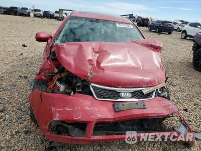 Piąte zdjęcie samochodu w środku: 2013 KIA FORTE EX VIN:KNAFU5A28D5700771 - miniatura