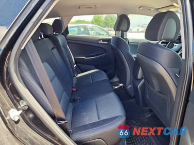 Zdjęcie 11 z 13 samochodu: 2018 HYUNDAI TUCSON SE VIN:KM8J2CA42JU803982 - miniatura
