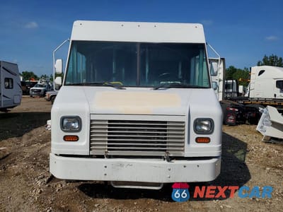 Piąte zdjęcie samochodu w środku: 2015 FORD F59 DELIVERY TRUCK VIN:1F65F5KY1F0A04784 - miniatura