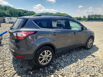 Trzecie zdjęcie samochodu z tyłu: 2018 FORD ESCAPE SE VIN:1FMCU9GD6JUA35307 - miniatura