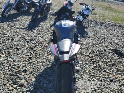 Zdjęcie 6 z 9 samochodu: 2024 YAMAHA YZFR7 VIN:JYARM38E0RA010222 - miniatura