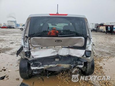 Zdjęcie 6 z 12 samochodu: 2017 KIA SOUL BASE VIN:KNDJN2A21H7502701 - miniatura