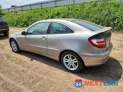 Drugie zdjęcie samochodu z przodu: 2005 MERCEDES-BENZ C 230K SPORT COUPE VIN:WDBRN40J25A674658 - miniatura