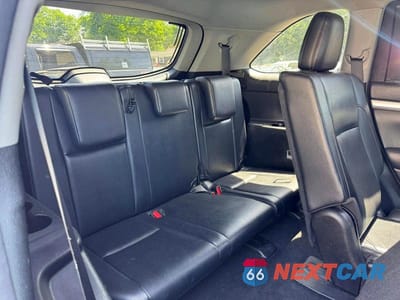 Zdjęcie 7 z 11 samochodu: 2019 TOYOTA HIGHLANDER XLE VIN:5TDJZRFH6KS934563 - miniatura