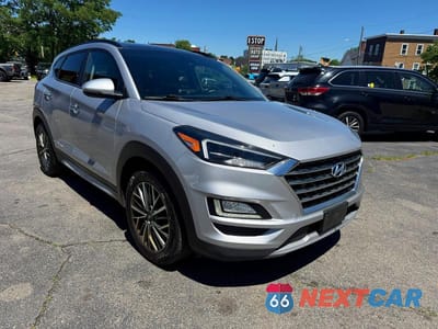 Czwarte zdjęcie samochodu z boku: 2020 HYUNDAI TUCSON ULTIMATE VIN:KM8J3CAL3LU080845 - miniatura