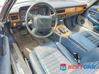 Zdjęcie 8 z 12 samochodu: 1990 JAGUAR XJS VIN:SAJNW4845LC173276 - miniatura