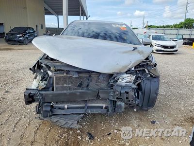 Piąte zdjęcie samochodu w środku: 2017 TOYOTA CAMRY LE VIN:4T1BF1FK0HU360794 - miniatura