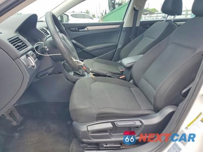 Zdjęcie 7 z 12 samochodu: 2015 VOLKSWAGEN PASSAT S VIN:1VWAT7A30FC052312 - miniatura
