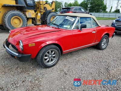 1982 FIAT 124 SPIDER ZFAAS00B2C5002928 - główne zdjęcie licytacji z USA - miniatura