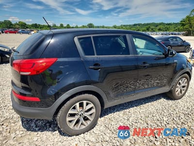 Trzecie zdjęcie samochodu z tyłu: 2016 KIA SPORTAGE LX VIN:KNDPBCAC1G7867766 - miniatura
