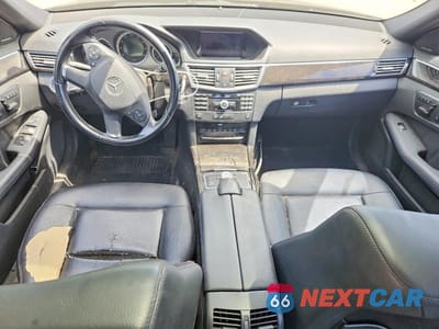 Zdjęcie 8 z 12 samochodu: 2010 MERCEDES-BENZ E 350 4MATIC VIN:WDDHF8HB5AA063487 - miniatura