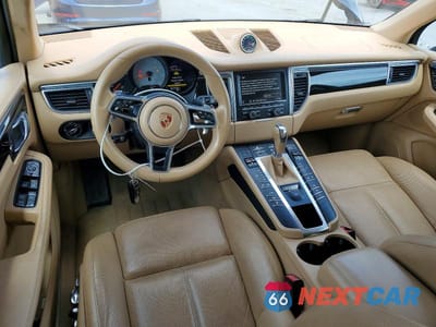 Zdjęcie 8 z 13 samochodu: 2015 PORSCHE MACAN S VIN:WP1AB2A52FLB54977 - miniatura