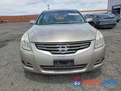 Piąte zdjęcie samochodu w środku: 2012 NISSAN ALTIMA 2.5 VIN:1N4AL2AP8CN578797 - miniatura